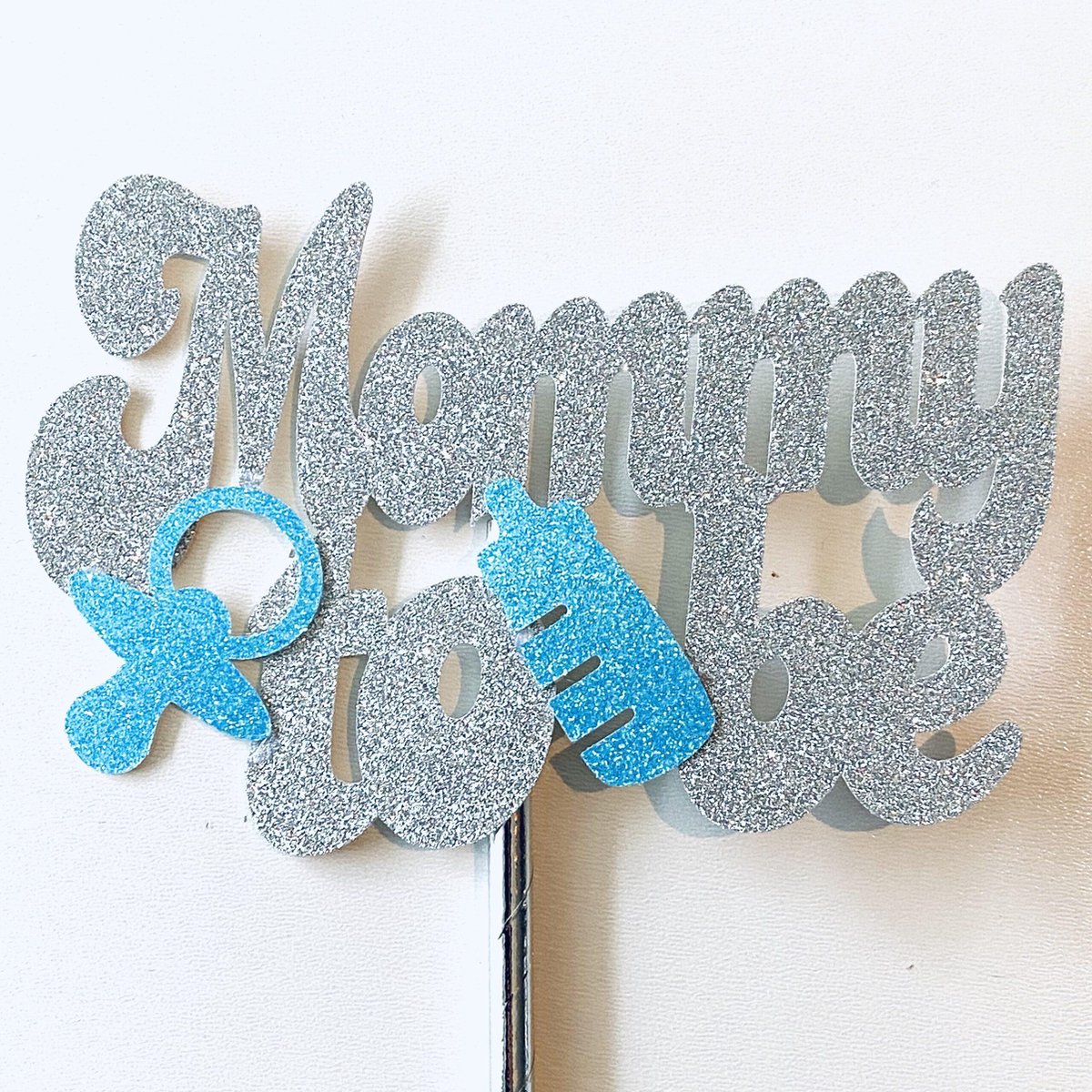 Taarttopper| Cake topper |Baby| Mommy To Be| Zilver glitter| Blauw 14 cm| karton